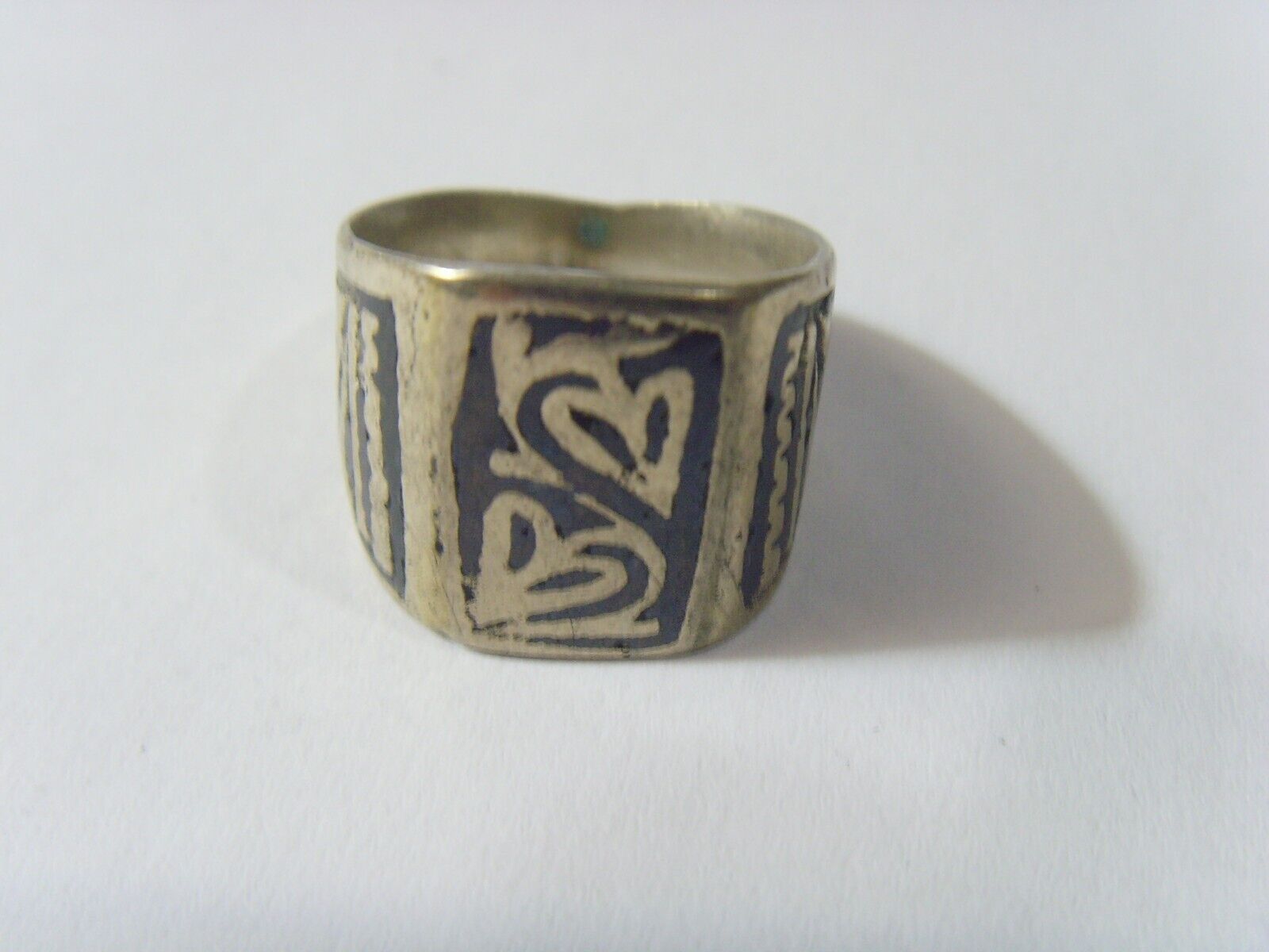 1700s antique Kazakh tribal twin hearts wedding ring size 8 Central Asia 52262