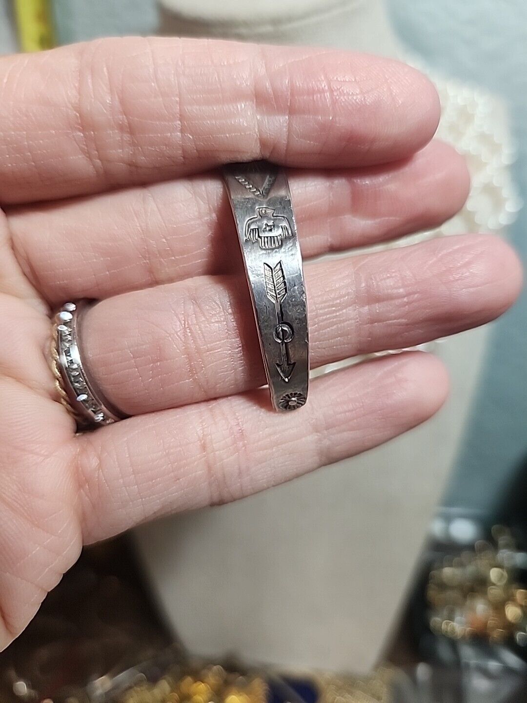 EARLY 1900'S VINTAGE NAVAJO CERRILLOS TURQUOISE STERLING SILVER BRACELET