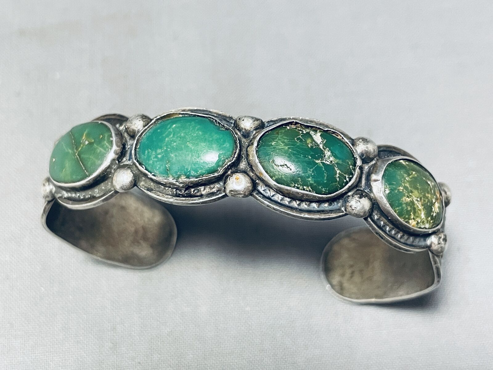 EARLY 1900'S VERY RARE VINTAGE NAVAJO GREEN TURQUOISE STERLING SILVER BRACELET
