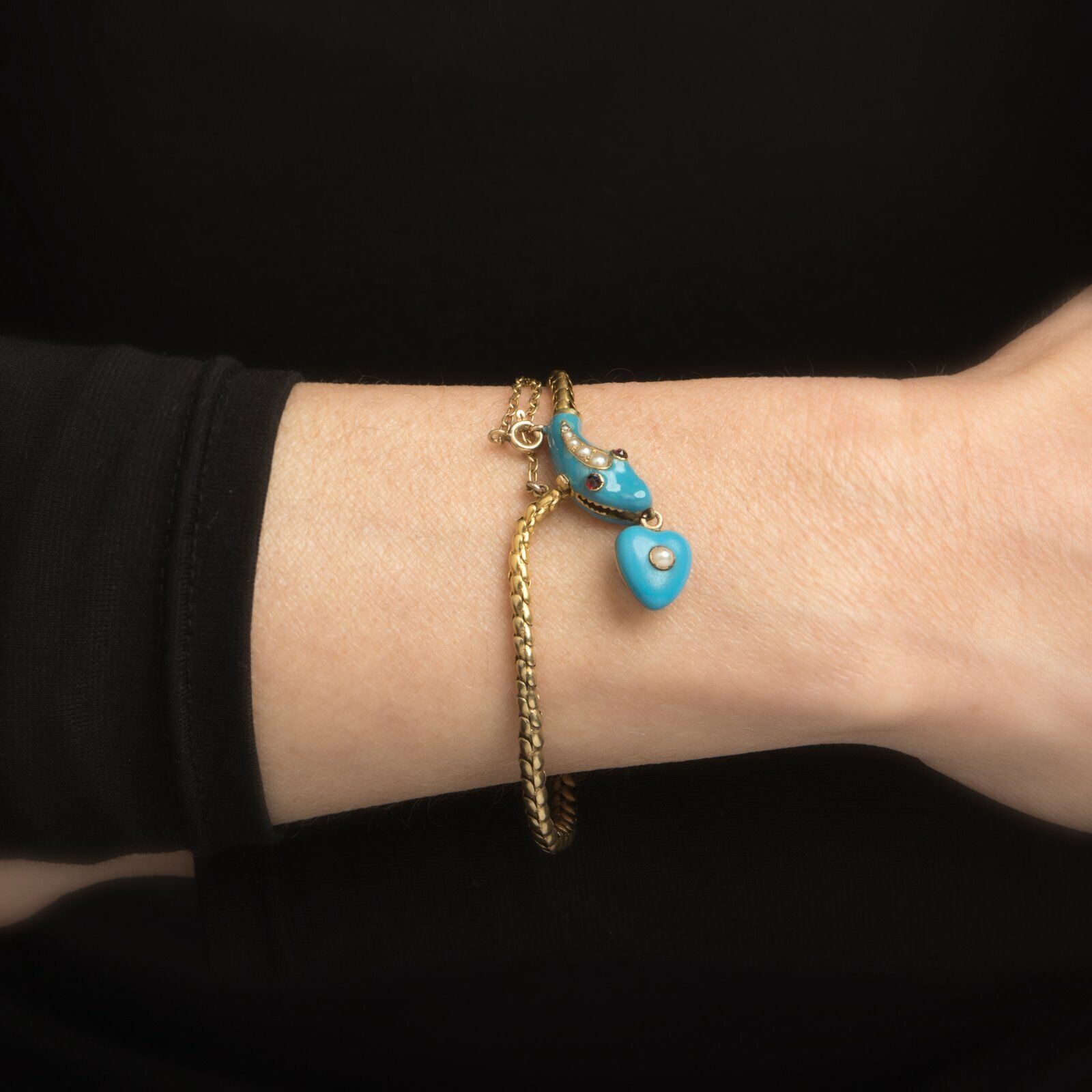 Antique Victorian Snake Bracelet 18k Yellow Gold Blue Enamel Garnet Pearl Old