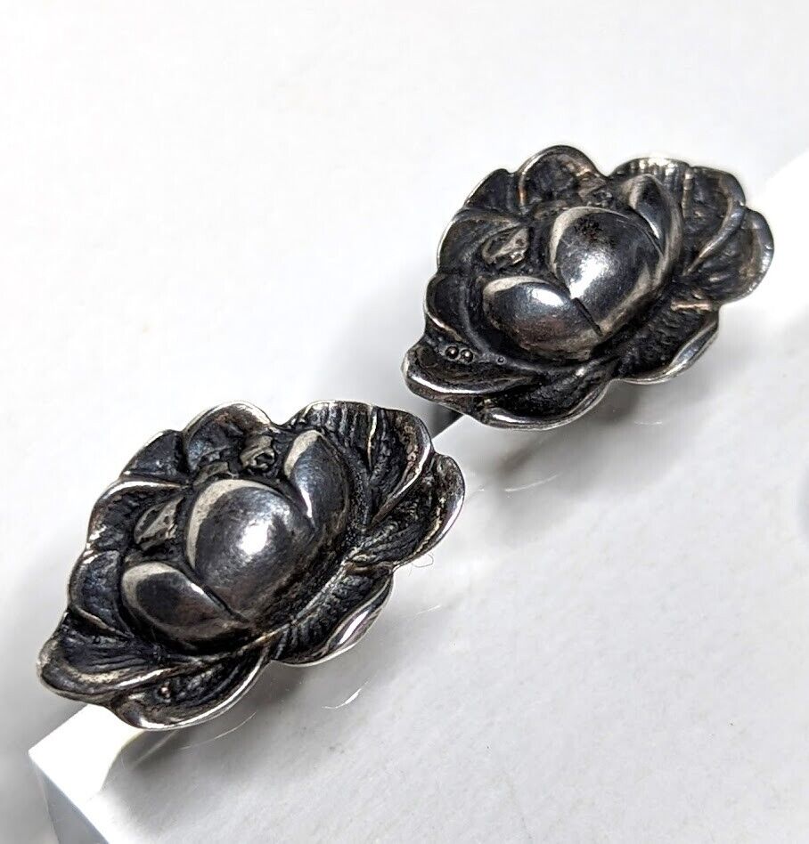 Antique c 1900 Art Nouveau Sterling Silver Lotus Screw Back Earrings Unsigned