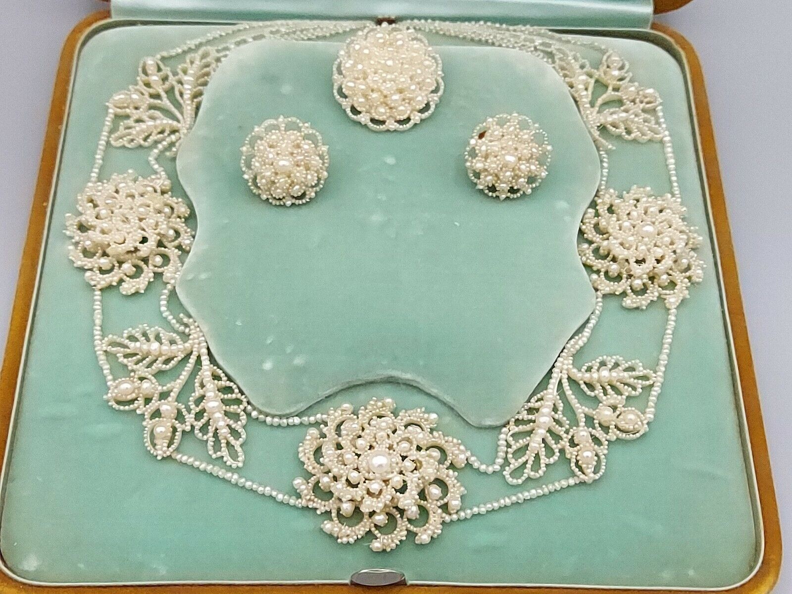 1800s Georgian Woven Natural Seed Pearl Parure Necklace, Earrings, Brooch 