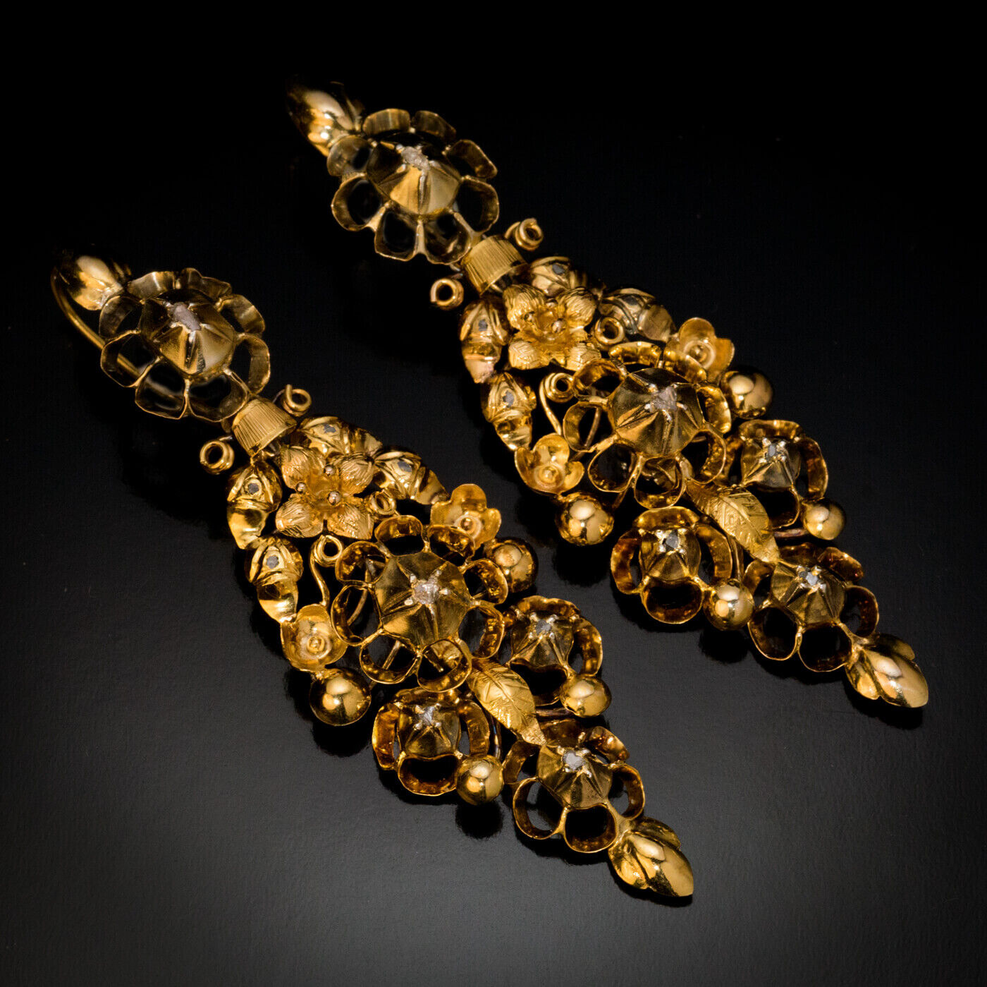 Rare Early 1800s Gold Diamond Long Earrings Ref: 756442