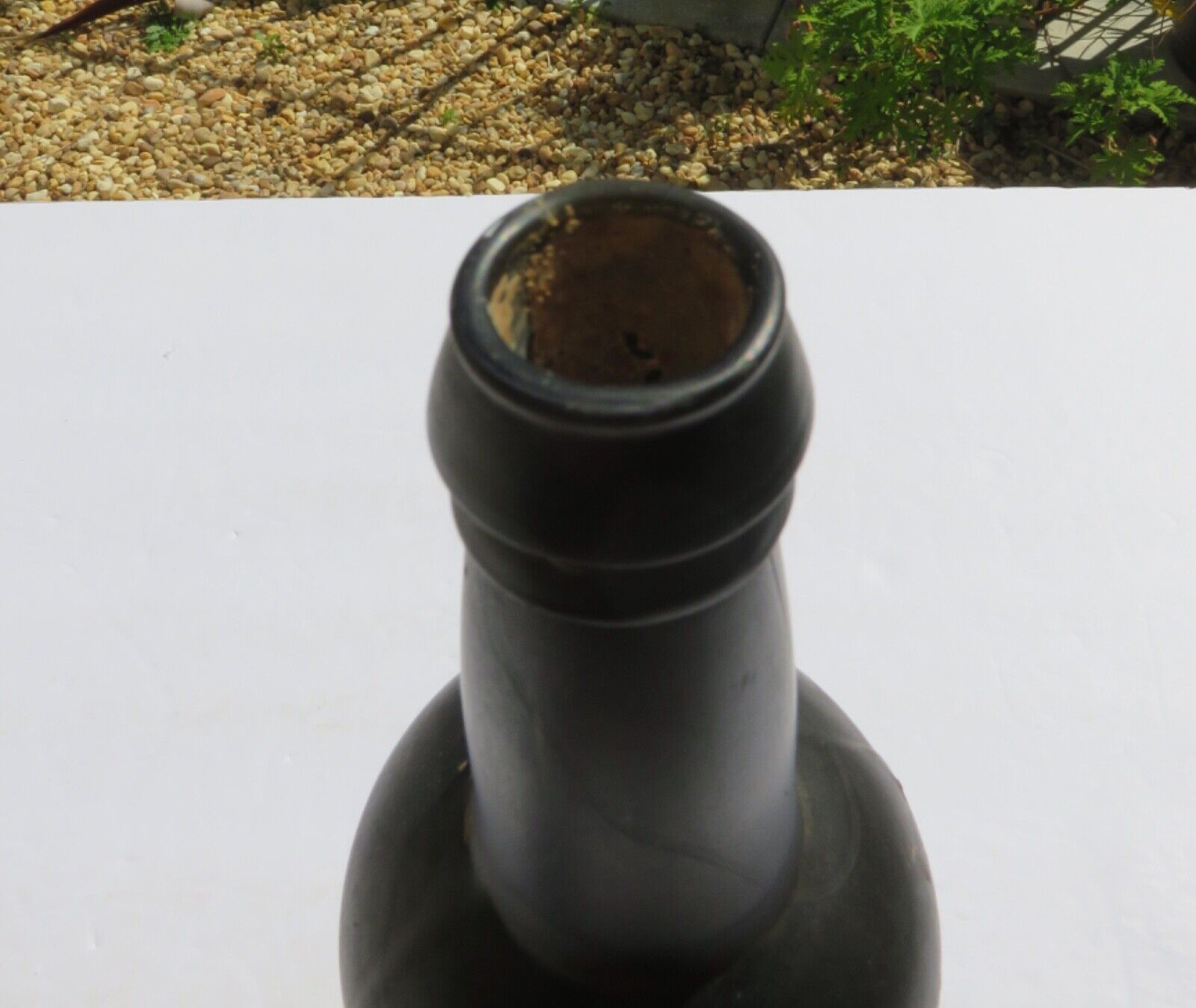 1800’s Dark Olive Green, 3 Seam, Applied Lip, 1.5” deep Bottom, 11” Bottle