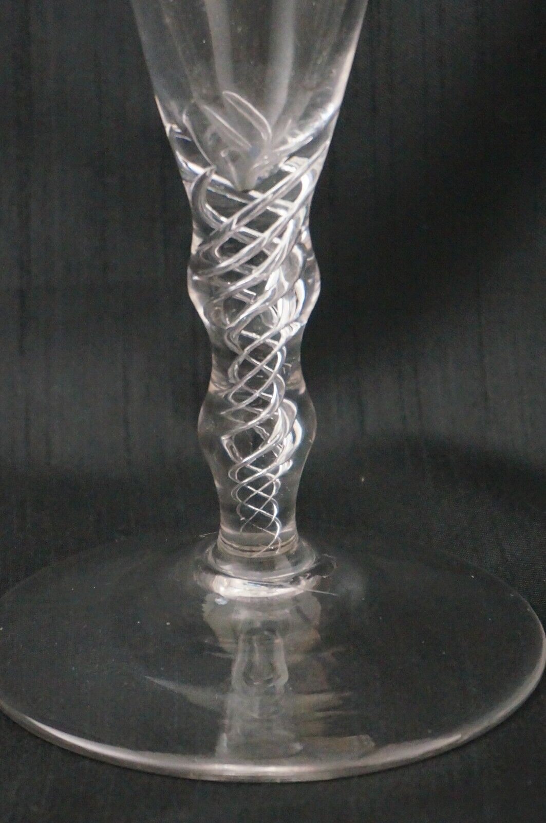 Georgian AIR TWIST STEM WINE GLASSES - Beautifully Engraved - Set of 2 - 7 1/2"