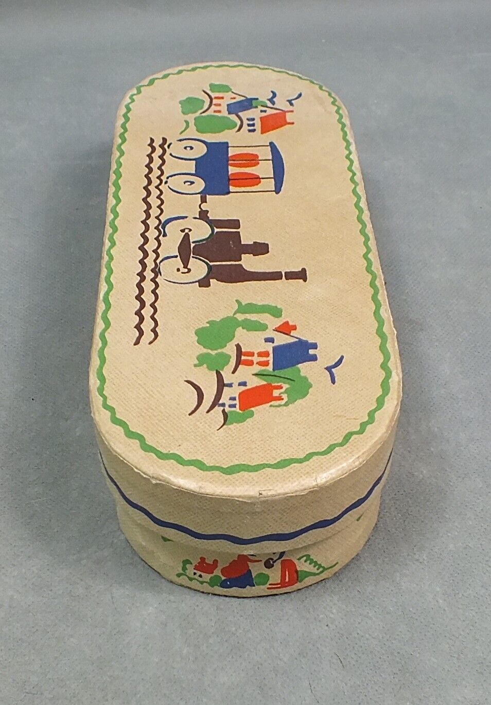Vintage UNITED TOILET GOODS Box 18TH CENTURY OLD COLONIAL HAND SOAP **EMPTY**