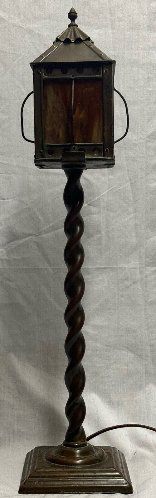 EARLY 1900s Arts & Crafts Brass Metal Lantern Head Table Lamp Twisted Stem 24”