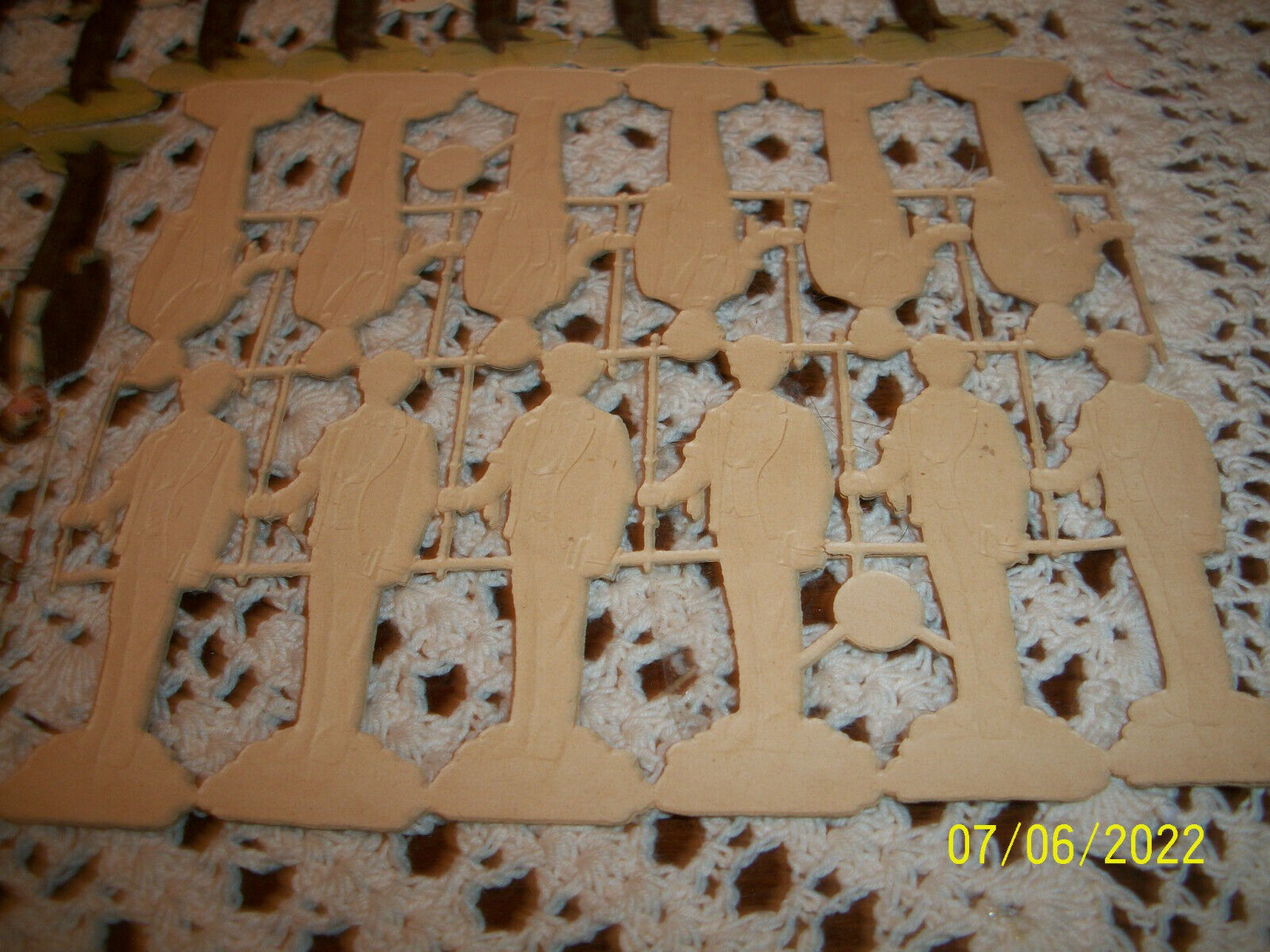 1900s Scrapsheets L & B Littauer & Boysen Die Cuts Germany Communium  Alter Boys
