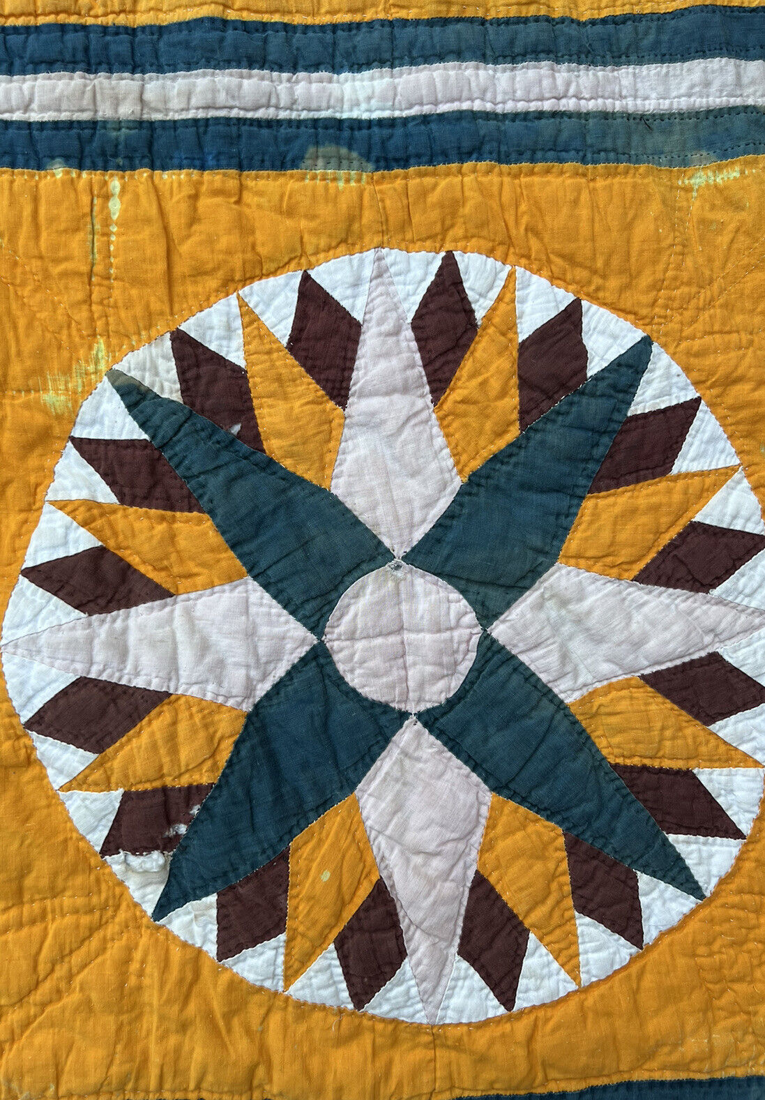 1800s Handmade Southern Star Wheel Quilt Patchwork