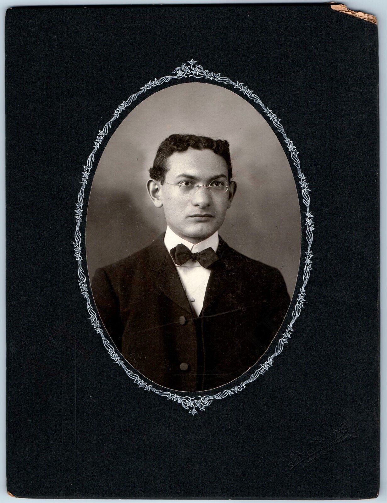 c1900s New York City NY Young Man Jew? Large Cabinet Card Photo Siegel-Cooper 5J