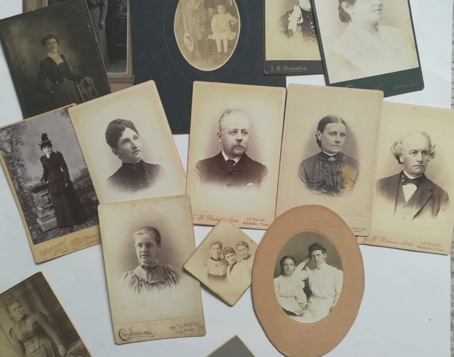 Antique 1900s Cabinet Cards -Photos Women Men Children -Lot Of 24