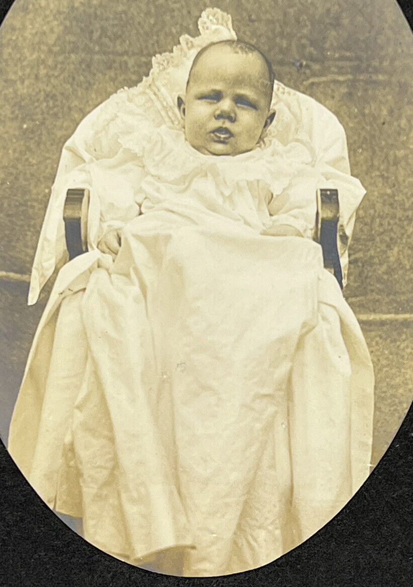 1900s Victorian Baby Christening Gown Cabinet Card Gilt Bevel Edge No ID
