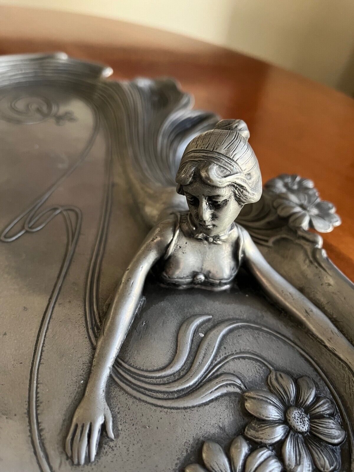 Art Nouveau Antique Metal Dresser/Pin/Vanity/Calling Card Tray 1900's