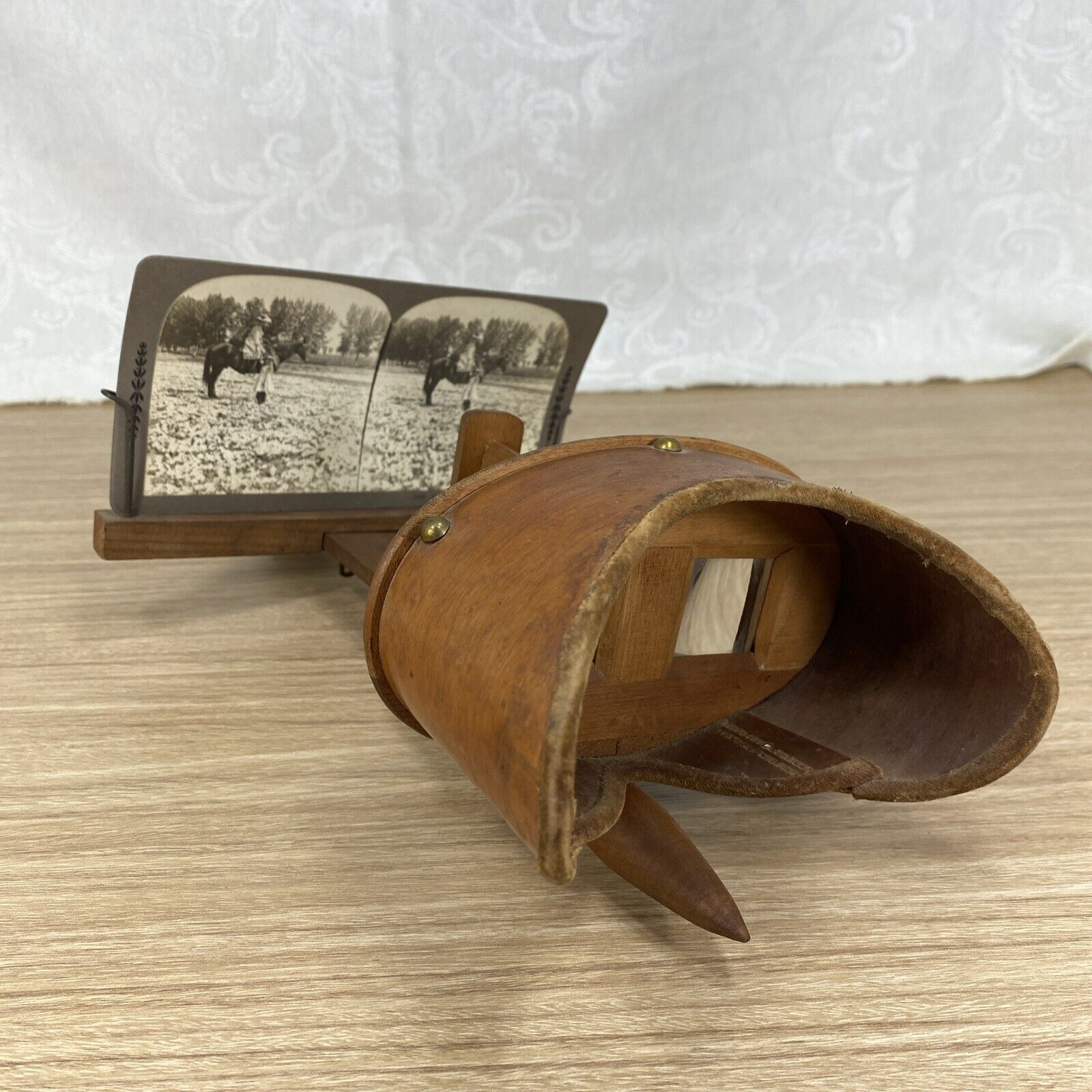 Antique Vintage Wood Stereoscope Viewer Late 1800s Early 1900s & 12 Cards Lot
