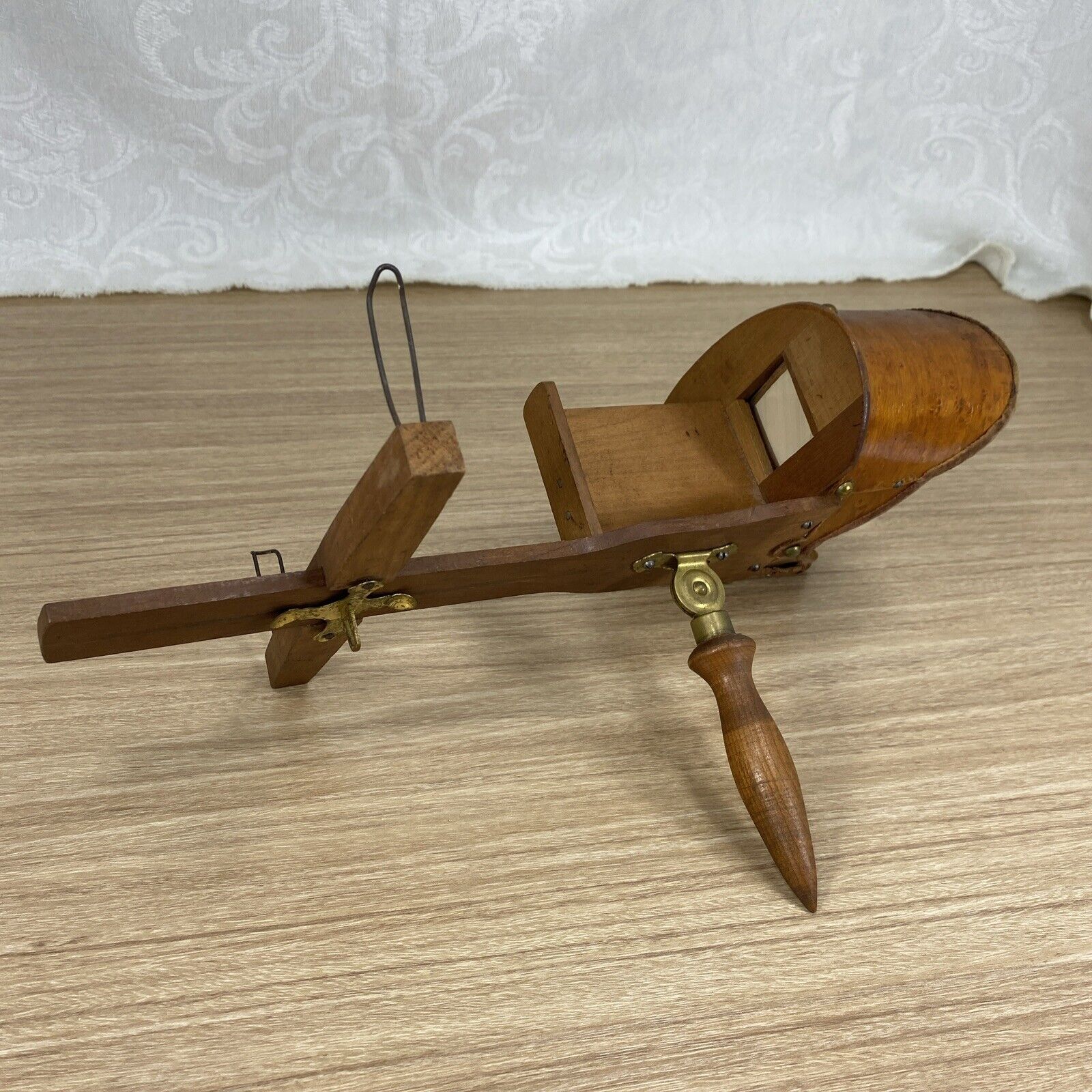 Antique Vintage Wood Stereoscope Viewer Late 1800s Early 1900s & 12 Cards Lot