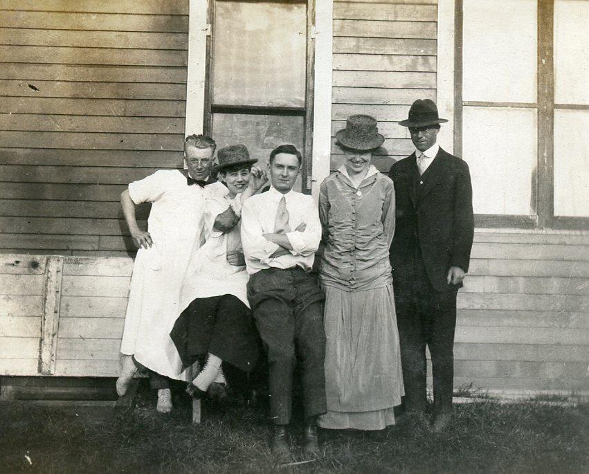 ZZ69 Vtg Photo JOVIAL EDWARDIAN GROUP, HATS & TIES c Early 1900's