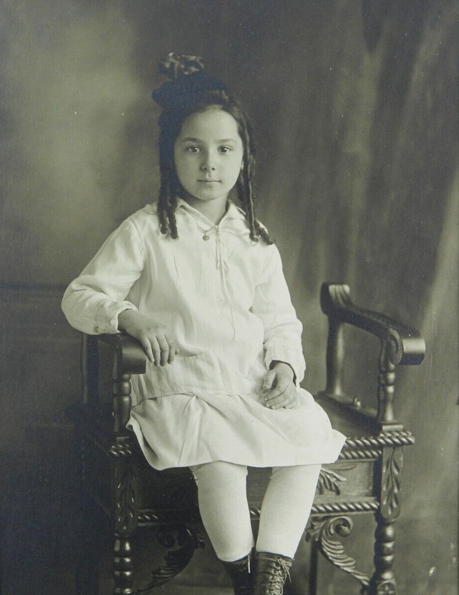 Young Girl Long Curly Hair in White Blouse Portrait  - c.1900s Cabinet Card