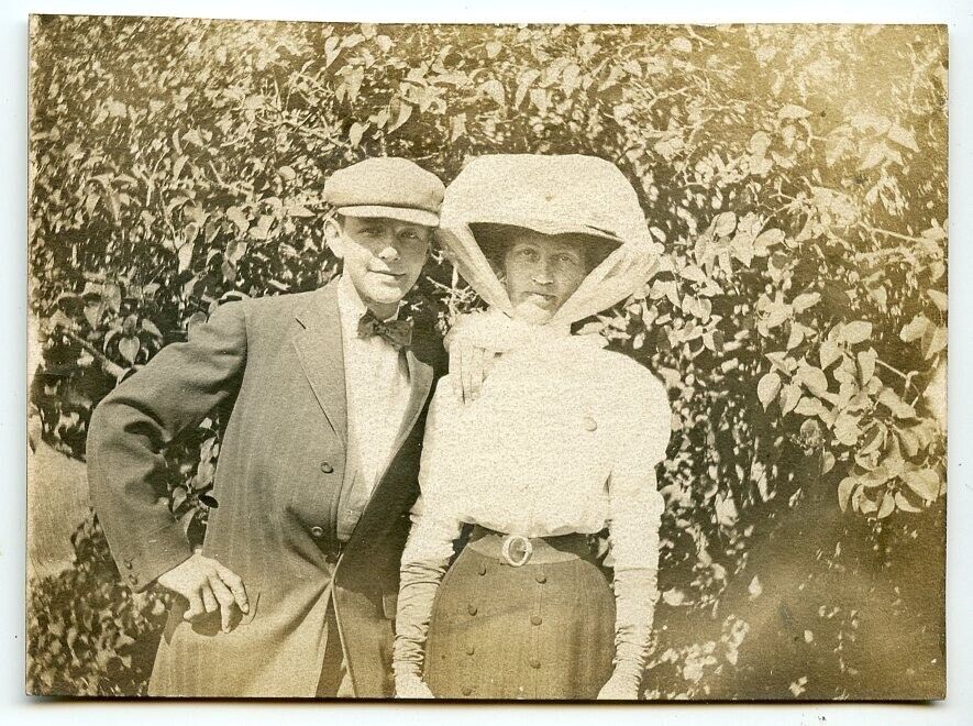 AB510 Original Vintage Photo EDWARDIAN COUPLE c Early 1900's