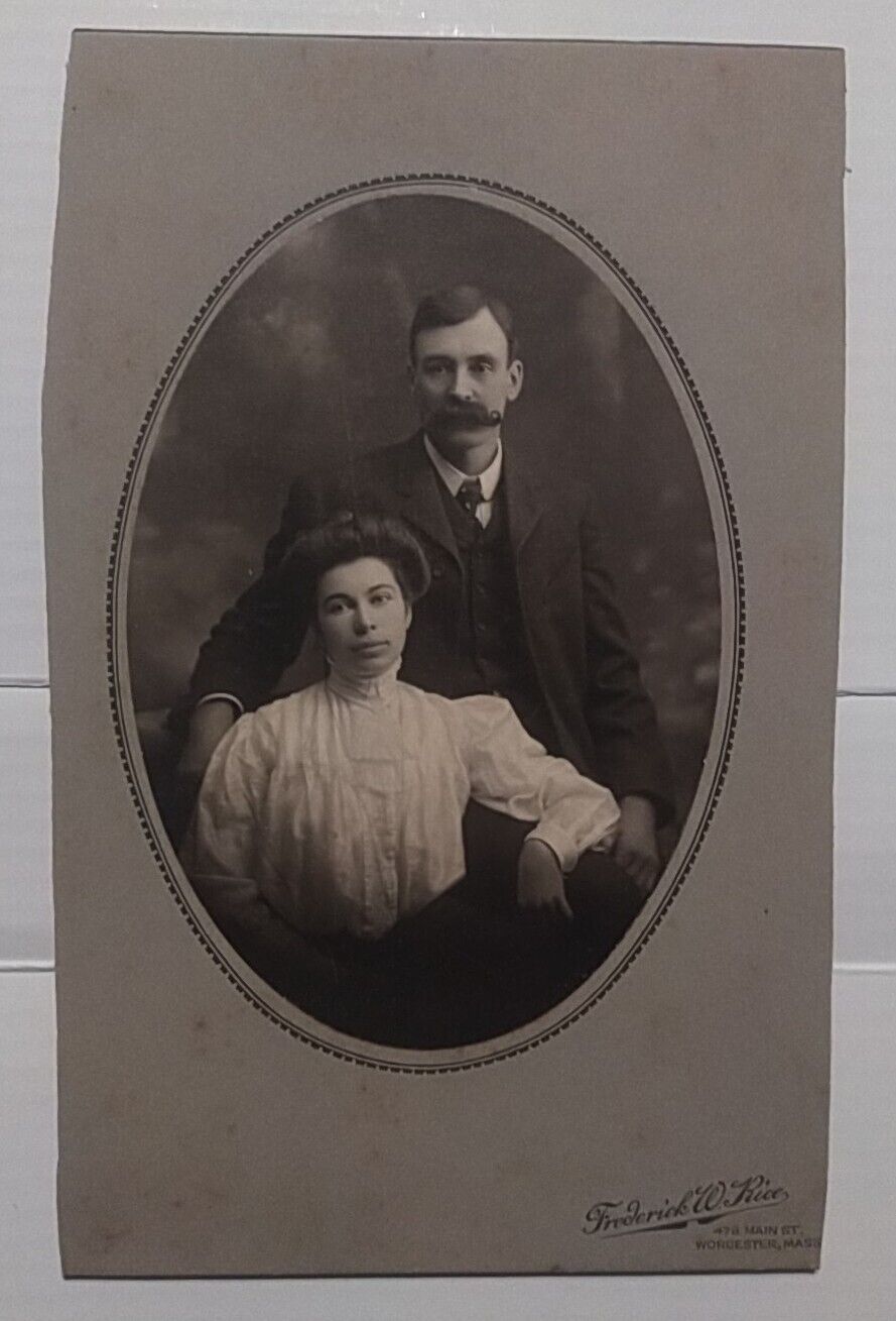 ANTIQUE CIRCA 1800'S ERA CABINET CARD PHOTO, VICTORIAN COUPLE, Fredrick W Rice