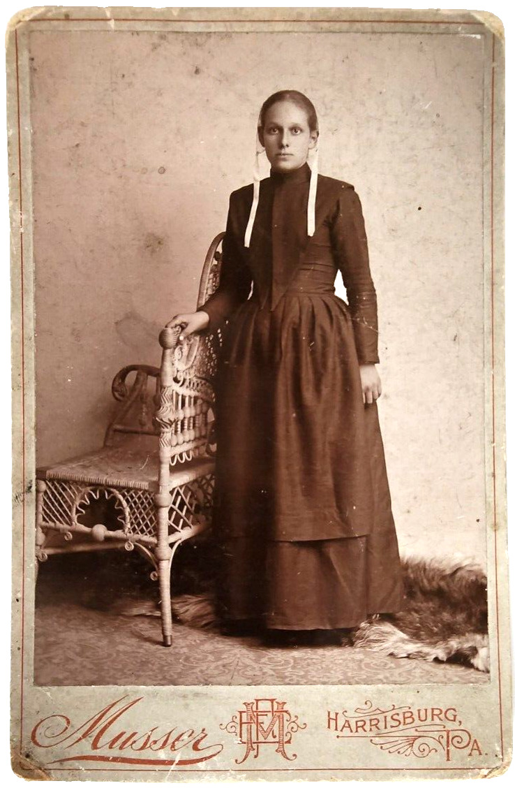 Antique Photo Cabinet Card 1800s Mussers Studio, Harrisburg, PA