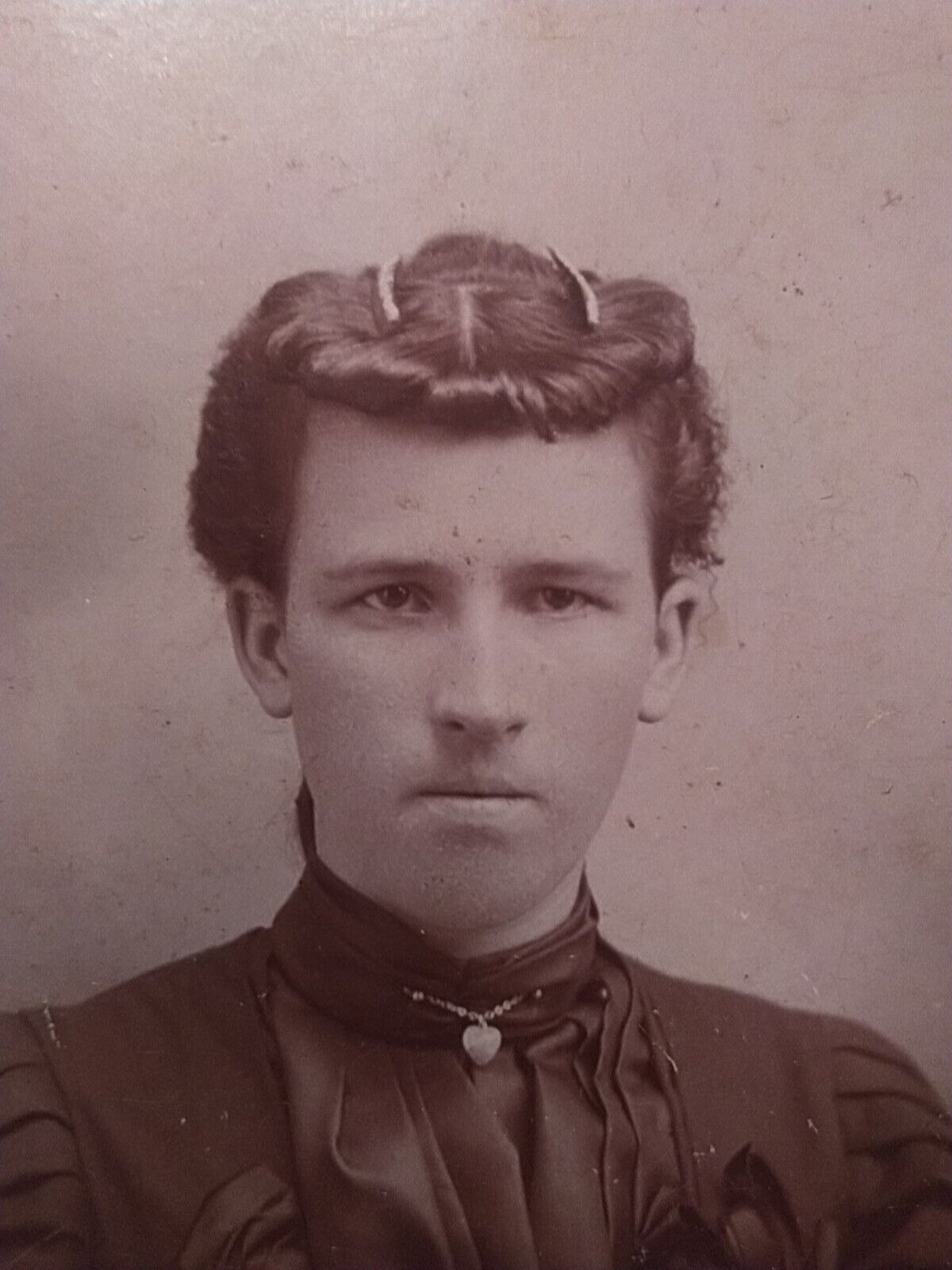 ANTIQUE VTG CIRCA 1800'S ERA B&W CABINET CARD PHOTO, VICTORIAN YOUNG WOMAN