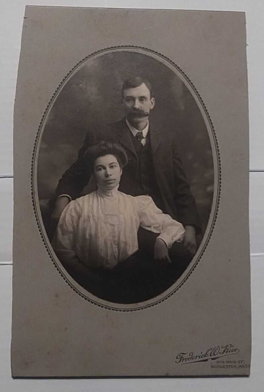ANTIQUE CIRCA 1800'S ERA CABINET CARD PHOTO, VICTORIAN COUPLE, Fredrick W Rice