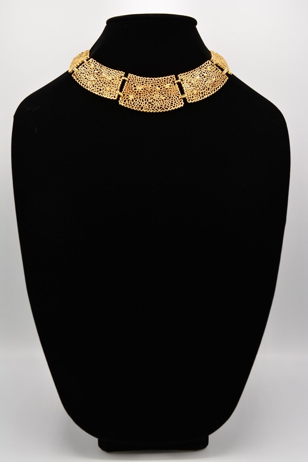 Vintage Collar Necklace Chunky Gold Tone Choker Filigree Floral 1900s Bin3B