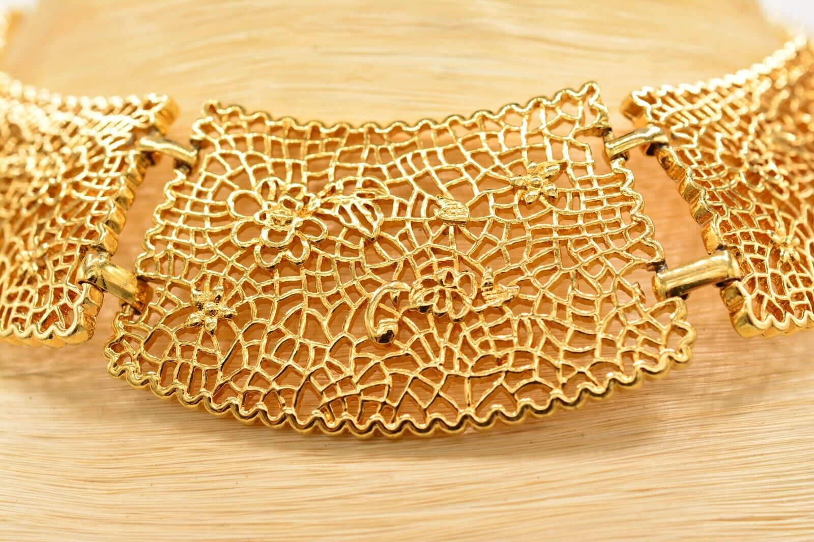 Vintage Collar Necklace Chunky Gold Tone Choker Filigree Floral 1900s Bin3B