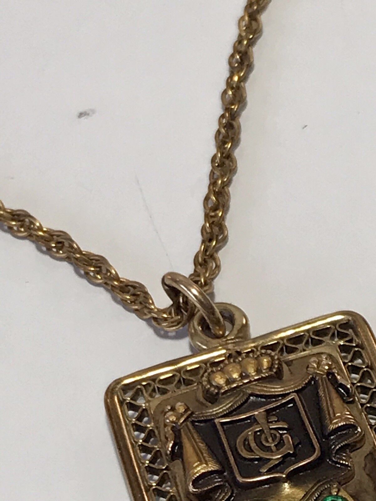 12k Gold Filled Society Pendant & 18” Necklace. 1900's Vintage