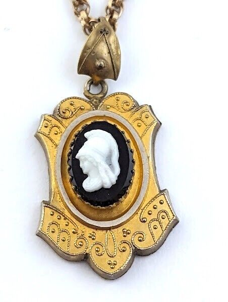 Victorian Cameo Necklace, 1900's, Vintage Jewelry