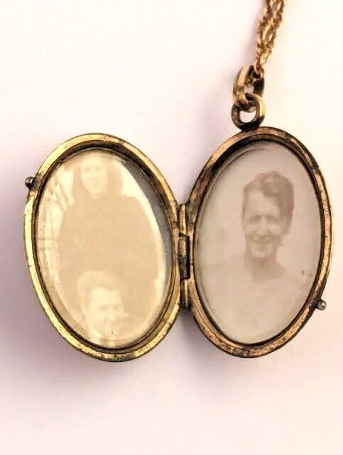 Victorian Enamel Locket, 1900's, Vintage Jewelry