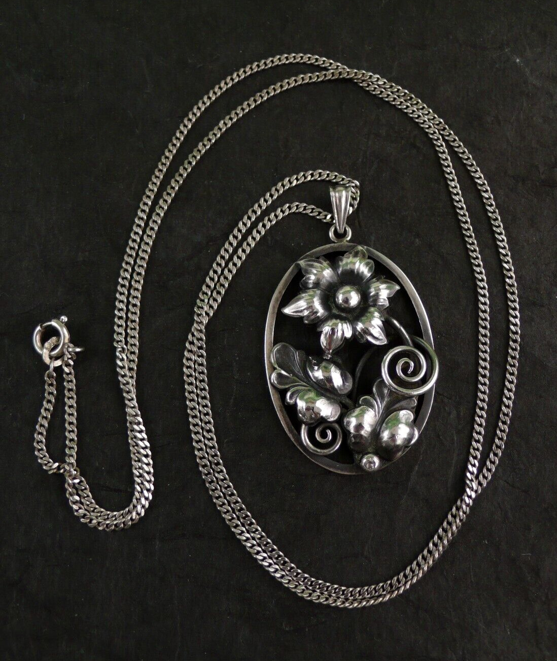 VINTAGE c. 1900's SCANDINAVIAN STERLING SILVER FLORAL PENDANTNECKLACE 11.3 Grams