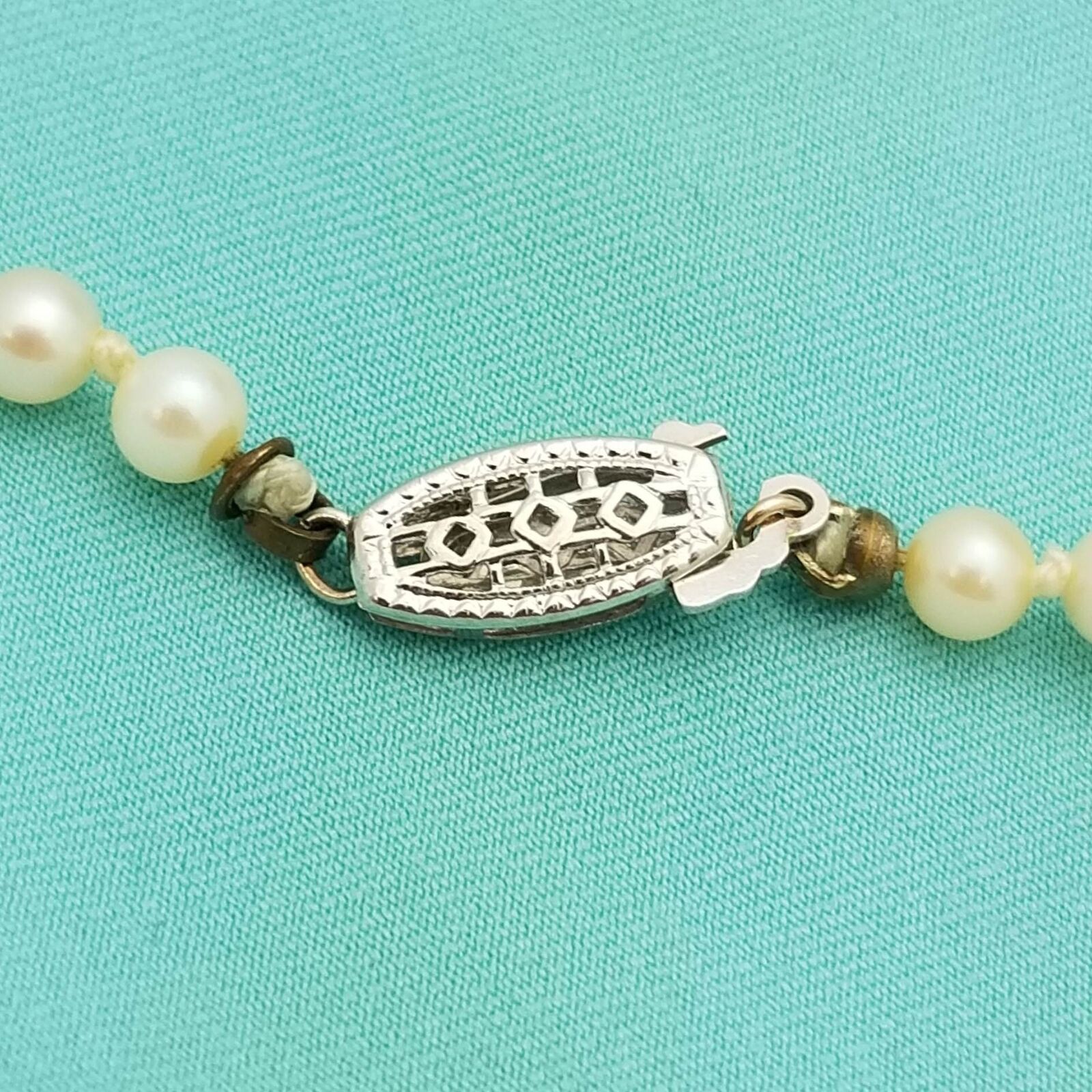 Victorian Graduated Akoya Pearl Single-Strand Necklace-1900s-Natural-20.5''