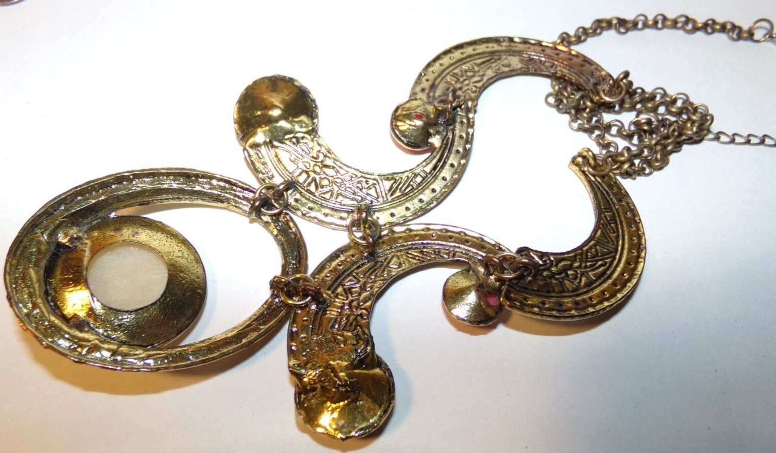 VTG 1800’s STYLE RETRO VICTORIAN CRESCENT /PENDANT - COSTUME JEWELRY