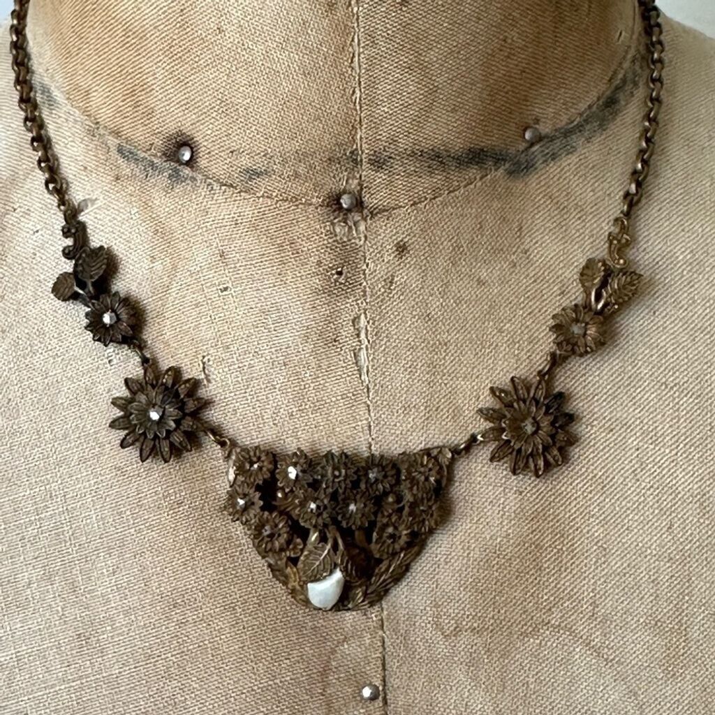 1900s Necklaces 