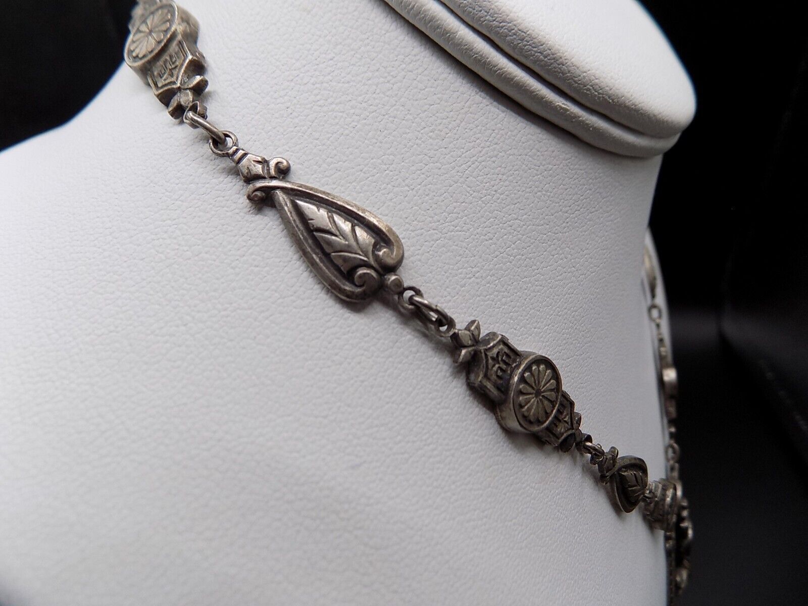 Antique Early 1900's Silver Tone Necklace Ornate Design