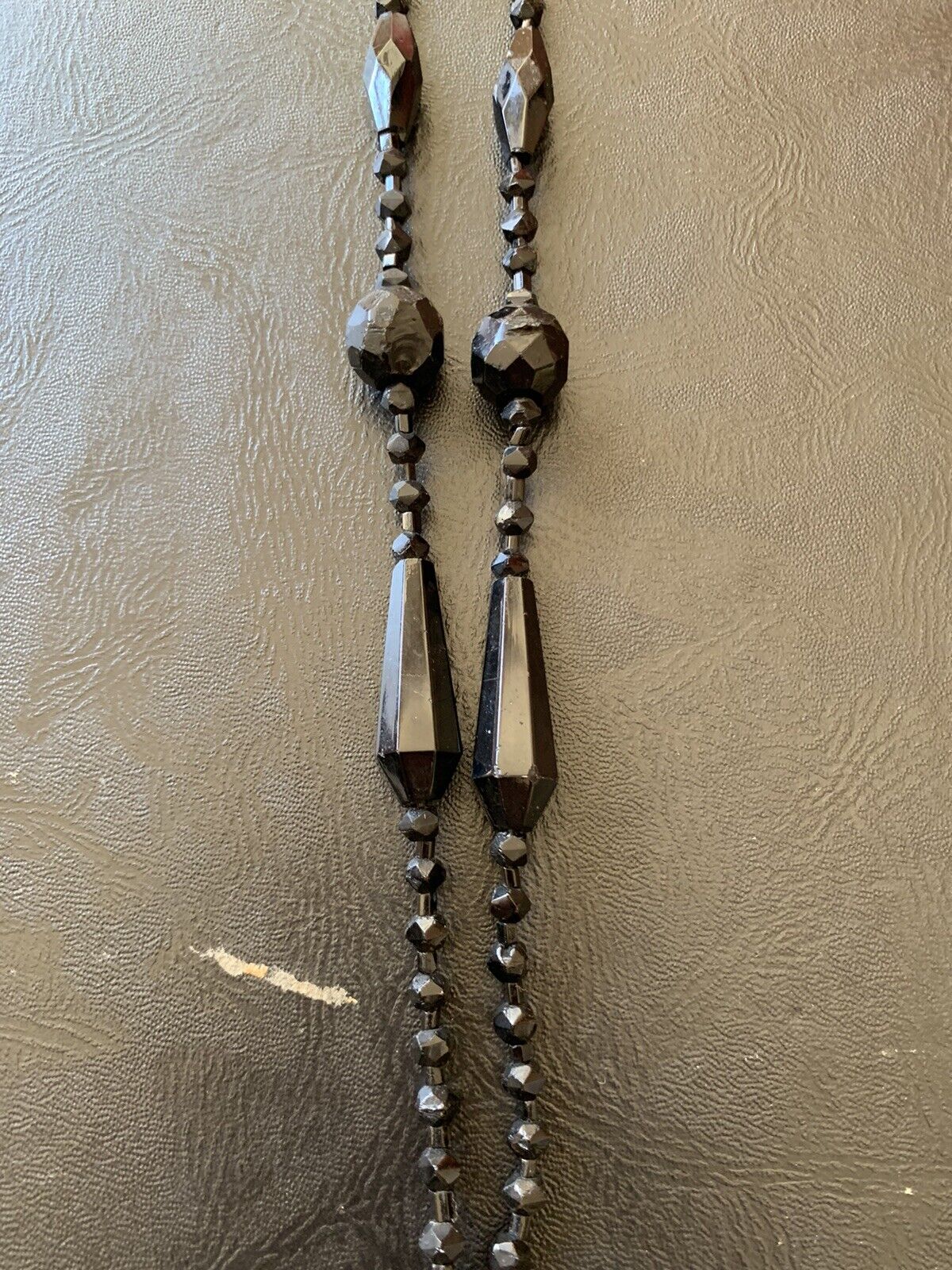 Antique Edwardian 1900s Jet black sautoir beaded beveled necklace