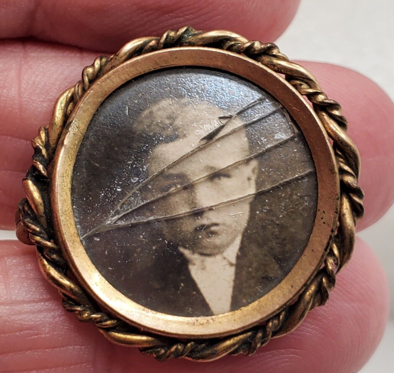 Gold Plate Victorian Antique 1800s Photo Brooch Pin Necklace Locket Trifari 