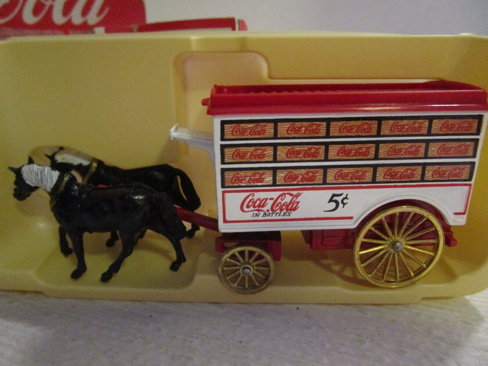 Coca-Cola Die-Cast Metal Horse Drawn Wagon by Hartoy Made in England 1979 NEW