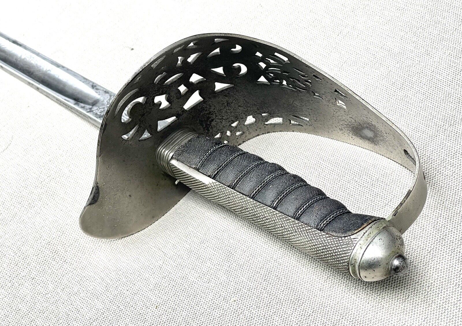 Antique Vintage Civil War Hawkes & Co London Etched Blade Sword Saber Dagger Old