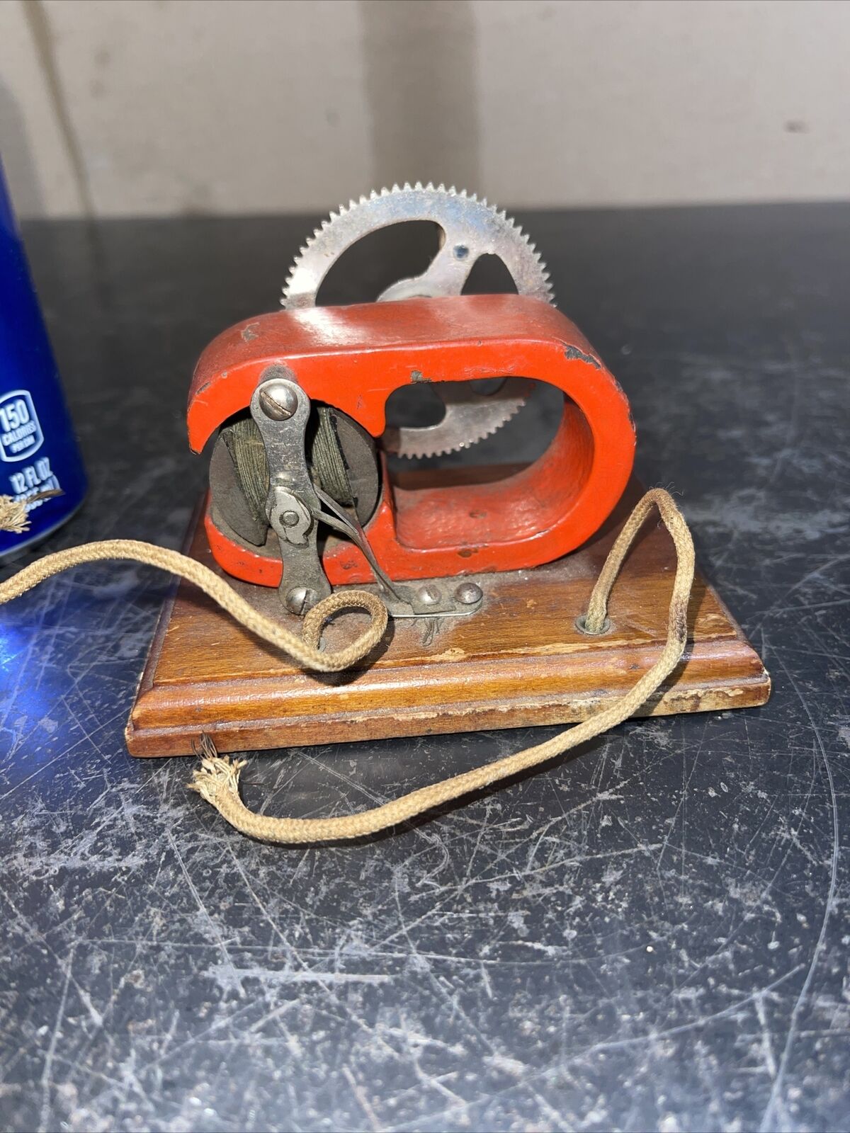 Antique DYNAMO HAND CRANK ELECTRIC TOY MOTOR Generator Early 1900s??