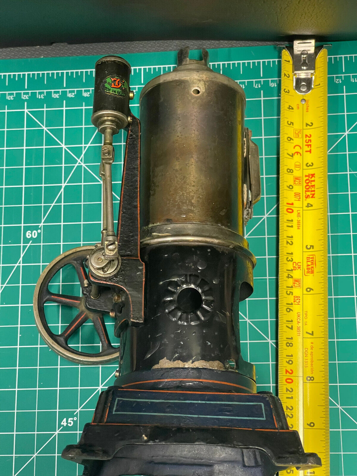 DOLL Vertical steam engine cast iron Pre WW2 German