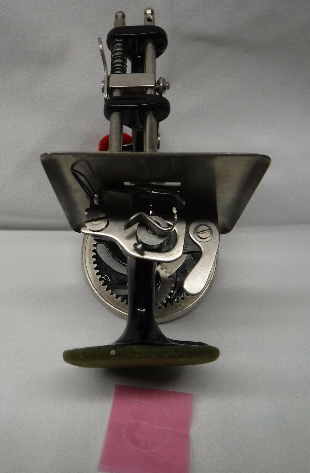  1900's SINGER Antique Singer Model 20 Sewhandy Child’s Toy Sewing Machine