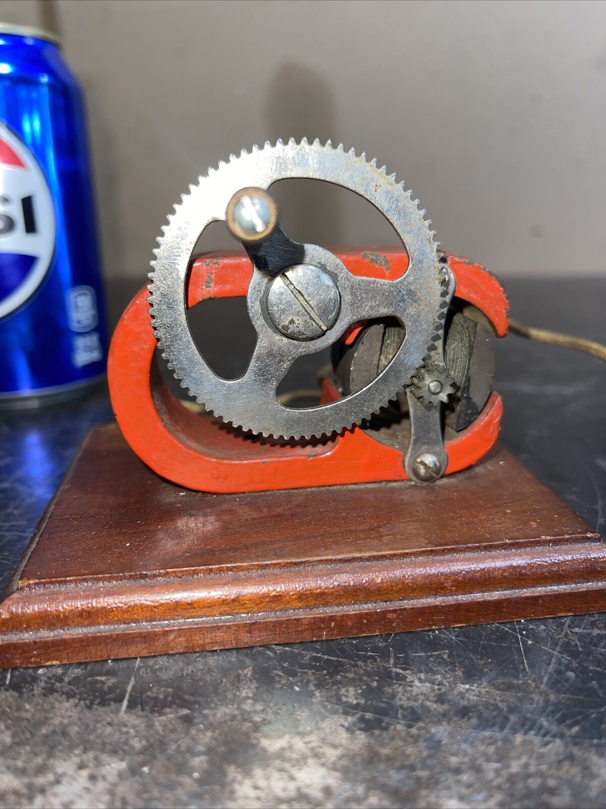 Antique DYNAMO HAND CRANK ELECTRIC TOY MOTOR Generator Early 1900s??