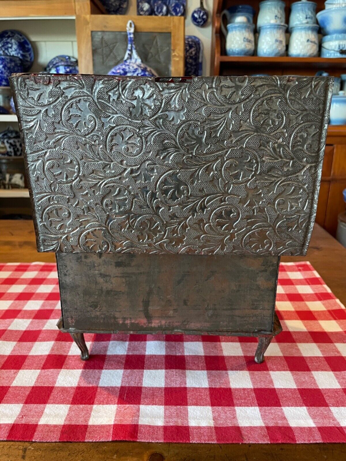 Antique Victorian Embossed Tin Toy Child's Cook Stove