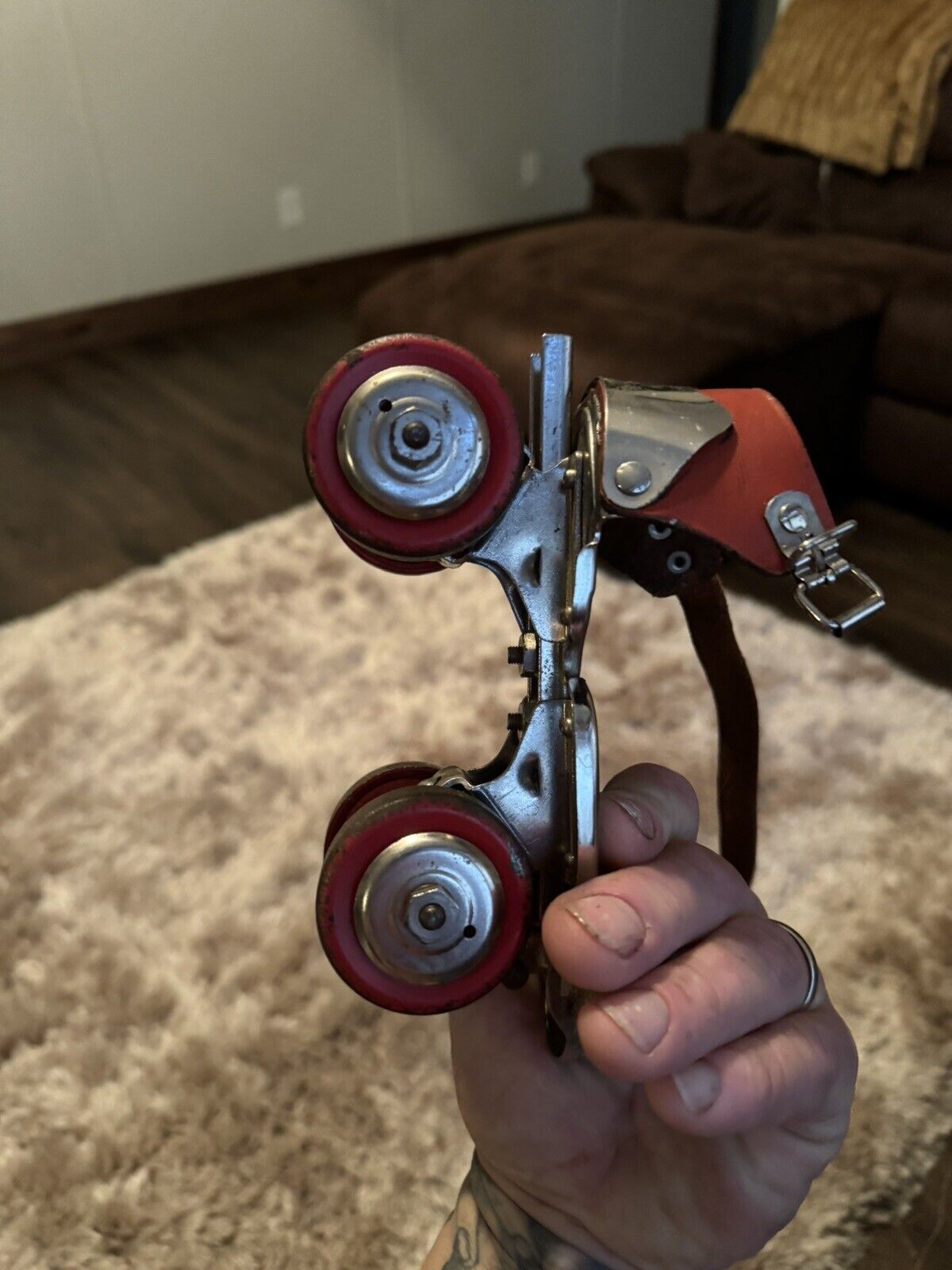 vintage roller skates metal wheels