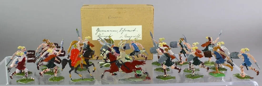 23 Vintage Hand Painted 1800s KIELER German Tin Soldier Flats ROMAN Army  in Box