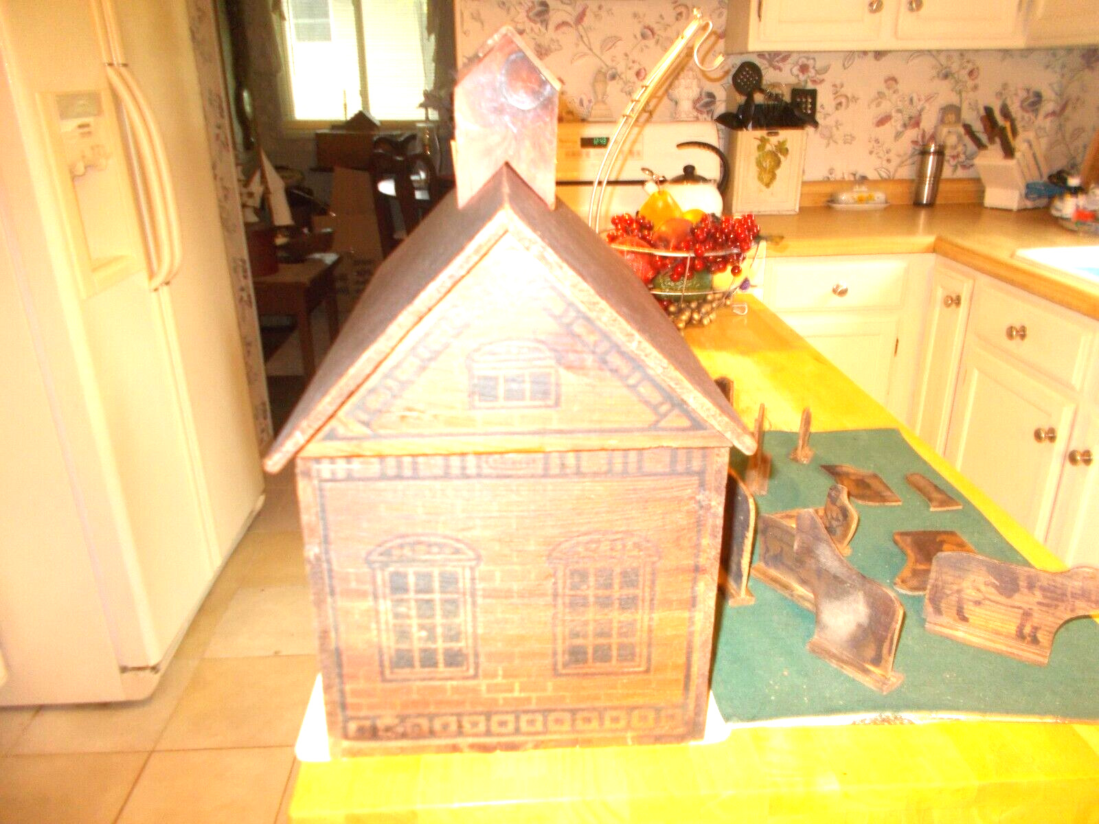 LATE 1800S EARLY 1900S CONVERSE RED ROBIN FARM SET WITH ANIMALS AND STEEPLE