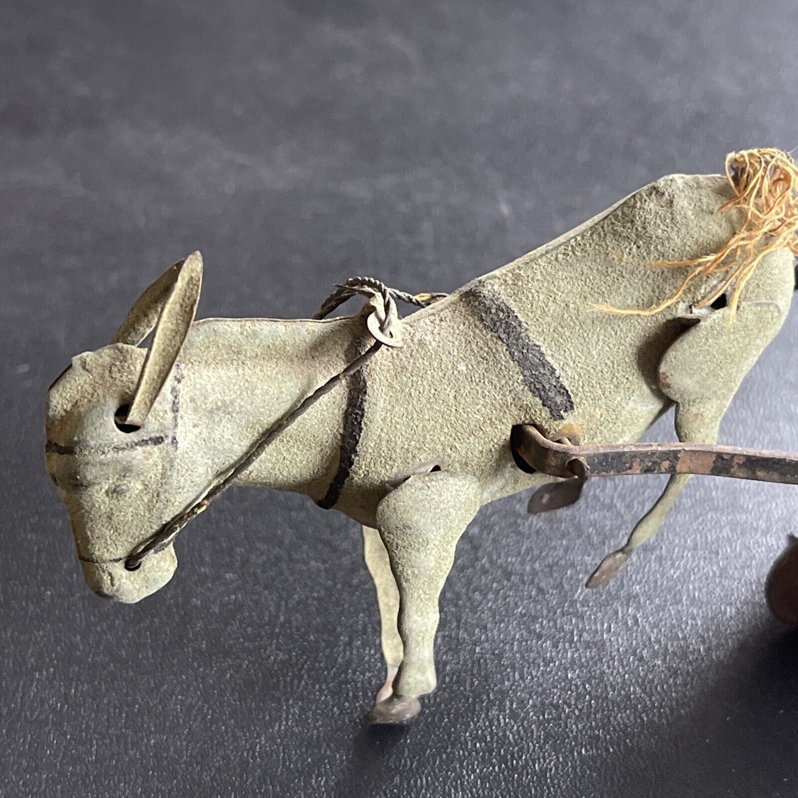ANTIQUE 1800s MADE IN GERMANY horse drawn RICKSHAW TIN WIND UP TOY