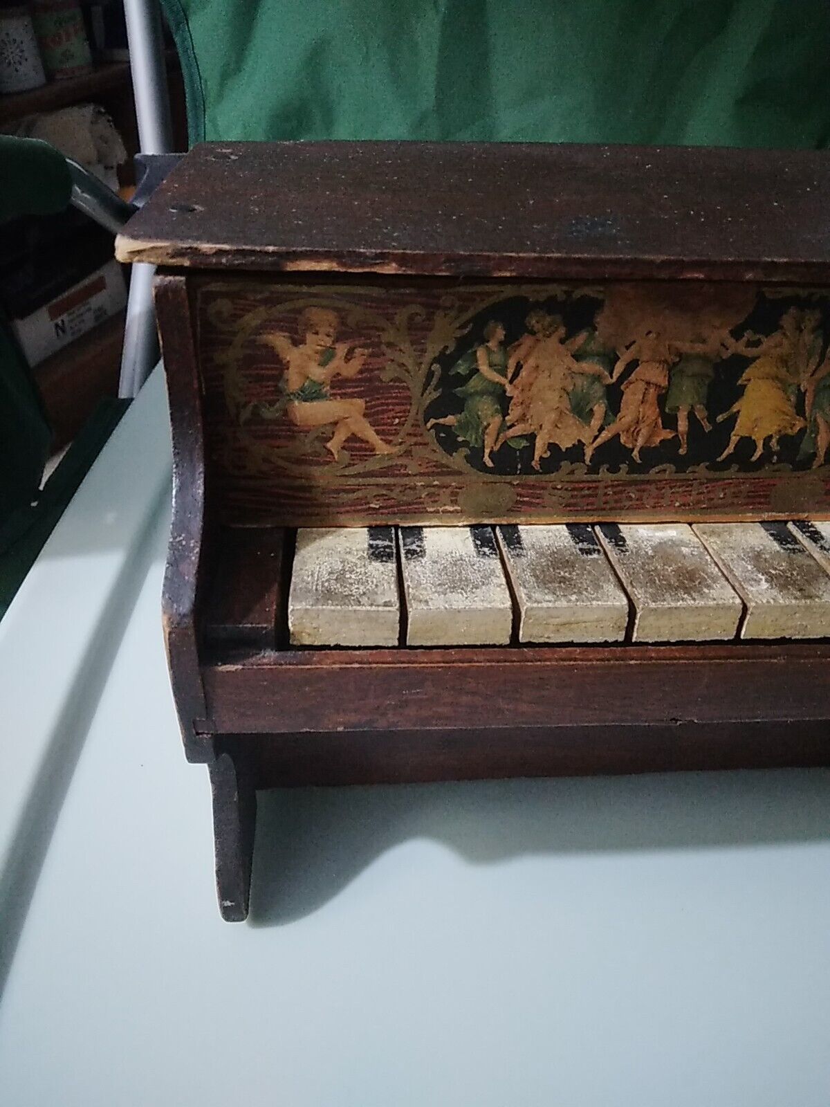 Antique Toy Piano Schoenhut 1800's Cherubs Ladies 7 Keys Works